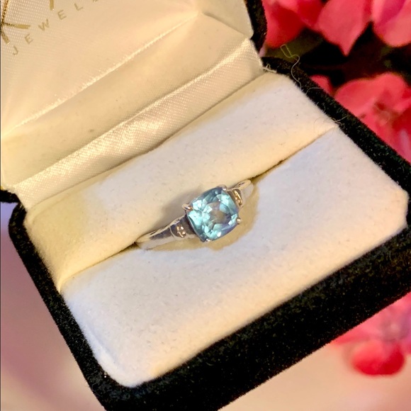 vintage Jewelry - ON Hold for TRADE ✨Color Change Sapphire Vintage